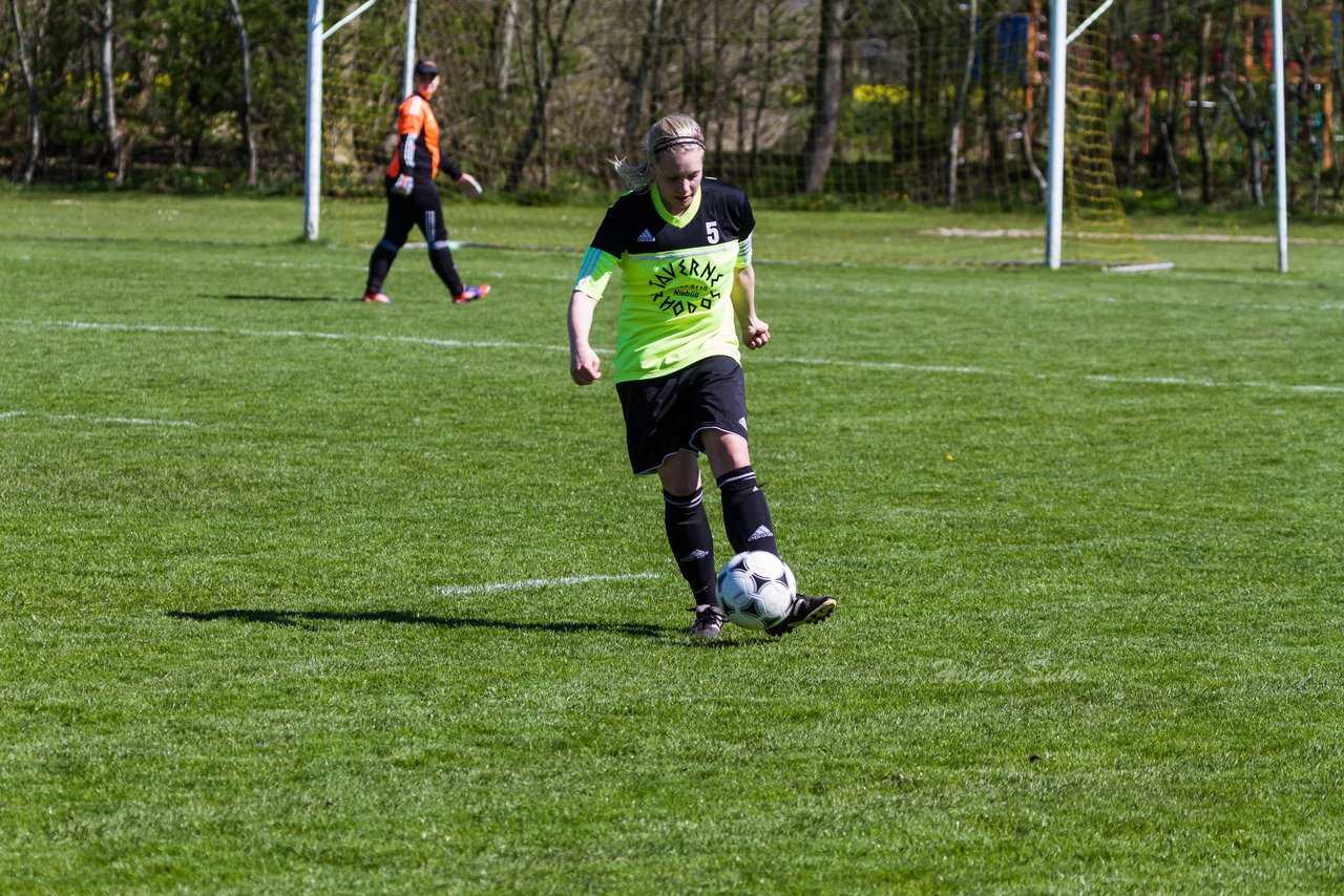 Bild 134 - Frauen SV Frisia 03 Risum Lindholm - Heider SV : Ergebnis: 8:0